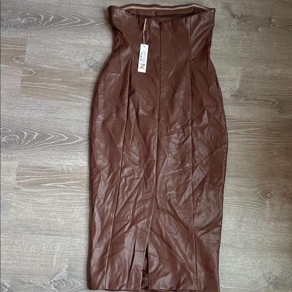 NEW MESHKI PAmela Strapless Faux Leather Dress Large - Picture 3 of 10